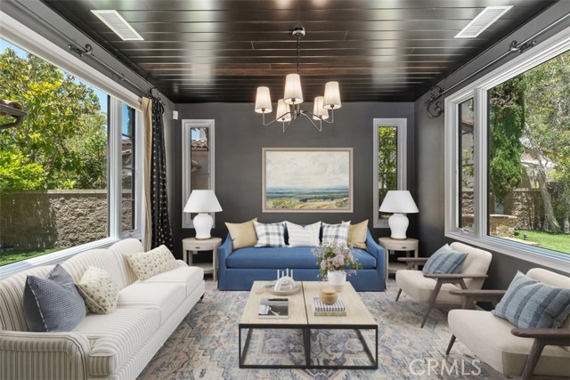 34 Tall Hedge, Irvine CA: https://media.crmls.org/medias/e0b79fb2-5d22-4381-9a65-58647f6449a8.jpg