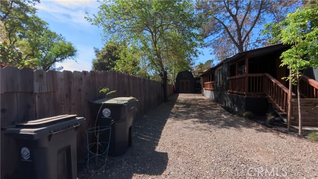 Detail Gallery Image 2 of 33 For 4335 Lasky, Clearlake,  CA 95422 - 3 Beds | 2 Baths