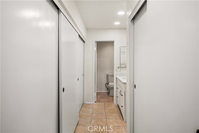 Detail Gallery Image 21 of 42 For 5573 E Vista Del Rio, Anaheim,  CA 92807 - 2 Beds | 2/1 Baths