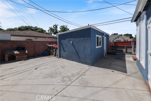 Detail Gallery Image 30 of 33 For 704 Kilson Dr, Santa Ana,  CA 92701 - 3 Beds | 1 Baths