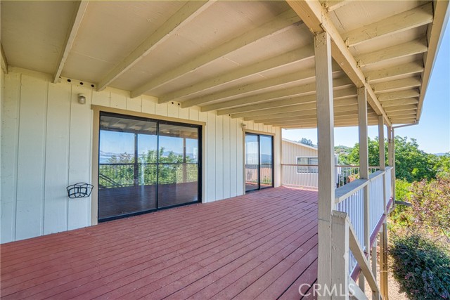 Detail Gallery Image 4 of 42 For 3024 Riviera Heights Dr, Kelseyville,  CA 95451 - 3 Beds | 2 Baths