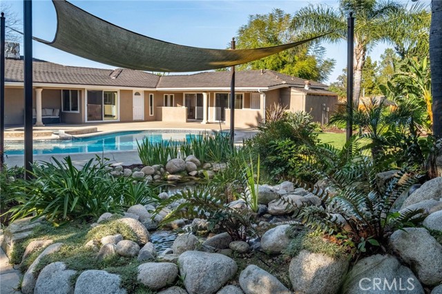 Image 42 of 61 For 4 Silverleaf