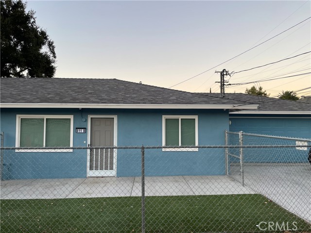 Detail Gallery Image 1 of 9 For 811 S Joy St #B,  Corona,  CA 92879 - 2 Beds | 1 Baths