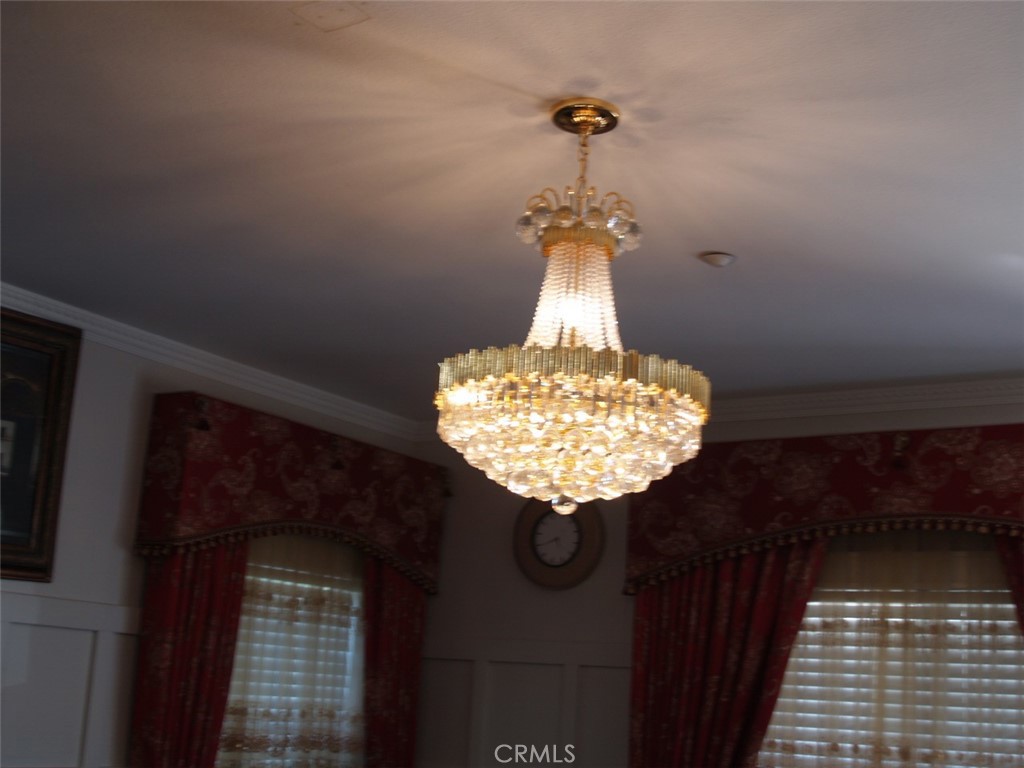 https://media.crmls.org/medias/e0b9f49a-32f4-429a-9e5e-13e0e4f2cdea.jpg?preset=X-Large