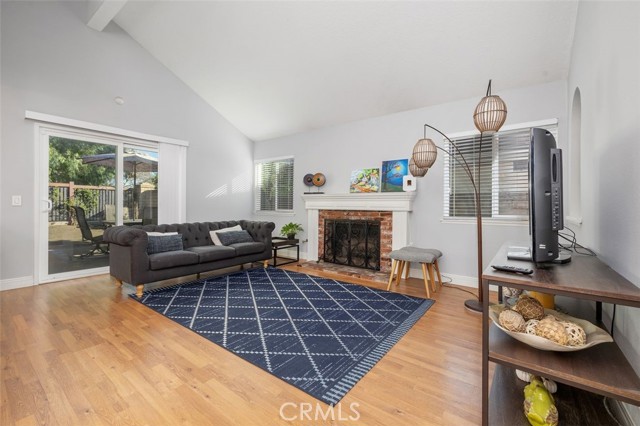 Detail Gallery Image 6 of 35 For 7810 Valley Flores Dr, West Hills,  CA 91304 - 3 Beds | 2 Baths