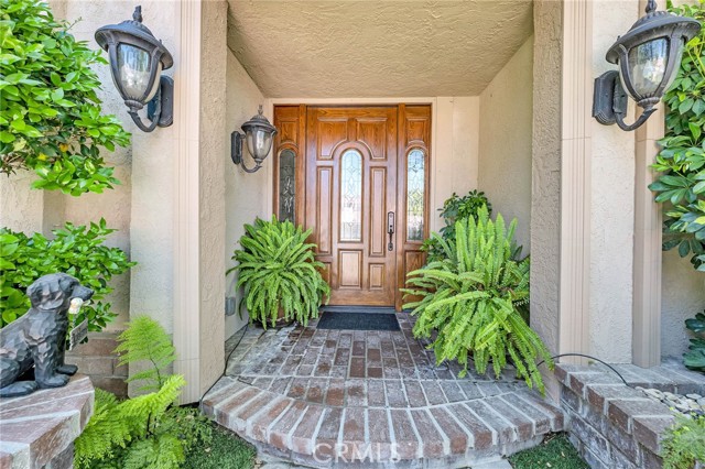 Detail Gallery Image 2 of 59 For 19350 Winged Foot Cir, Porter Ranch,  CA 91326 - 5 Beds | 4 Baths