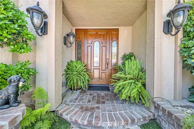 Detail Gallery Image 2 of 59 For 19350 Winged Foot Cir, Porter Ranch,  CA 91326 - 5 Beds | 4 Baths