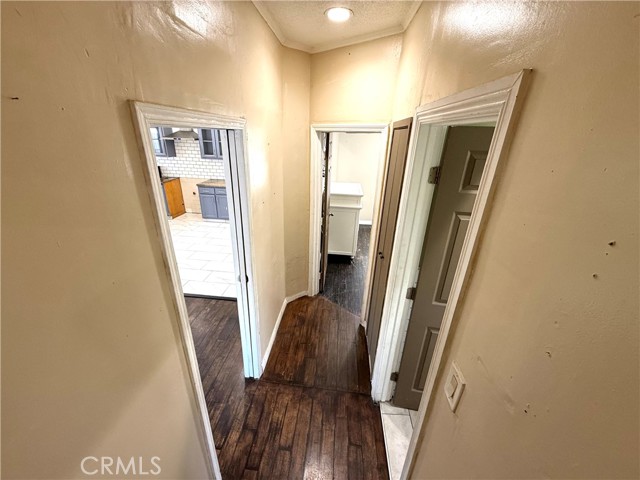 Detail Gallery Image 13 of 34 For 3008 W 30th St, Los Angeles,  CA 90018 - 2 Beds | 1 Baths