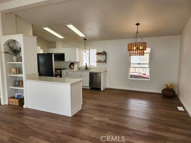 Detail Gallery Image 9 of 37 For 9080 Bloomfield Ave #272,  Cypress,  CA 90630 - 3 Beds | 2 Baths