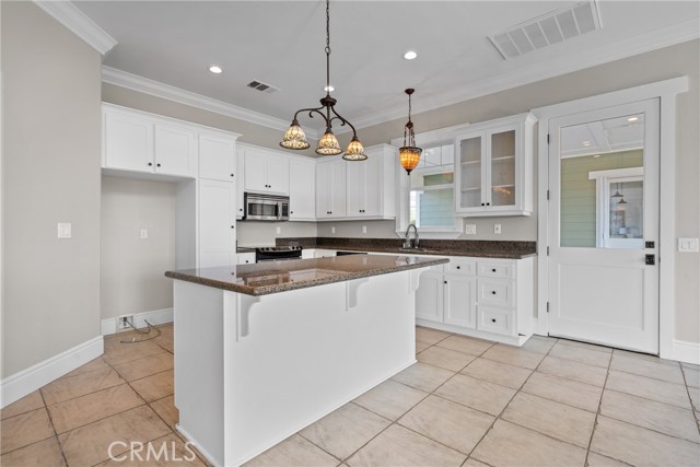 Detail Gallery Image 15 of 38 For 40445 Sierra Maria Rd, Murrieta,  CA 92562 - 8 Beds | 6/1 Baths