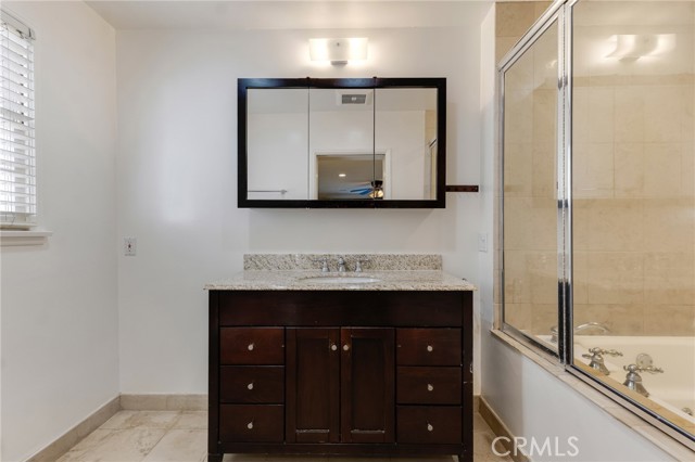 Detail Gallery Image 22 of 43 For 12829 Landale St, Studio City,  CA 91604 - 3 Beds | 2 Baths
