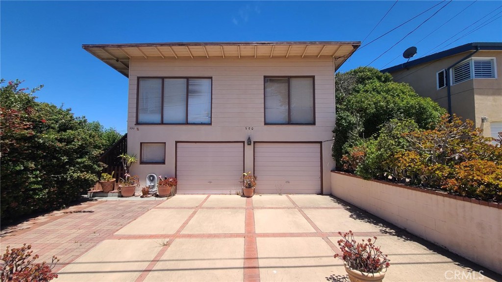 590 Madera Avenue Morro Bay, California 590 Madera Avenue