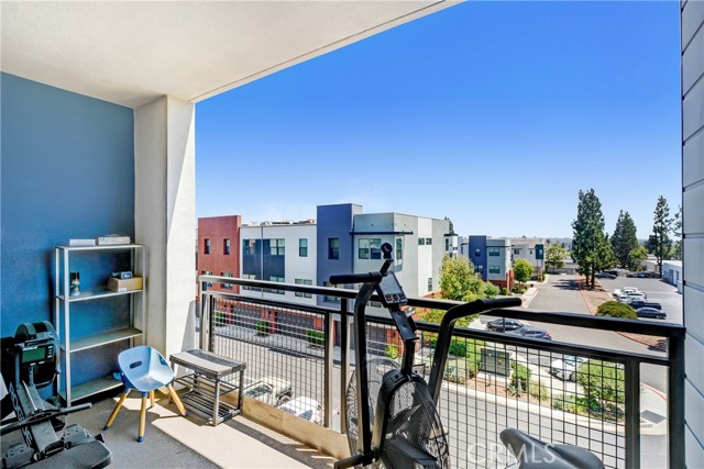 Detail Gallery Image 20 of 22 For 441 Village Way, Brea,  CA 92821 - 3 Beds | 3/1 Baths