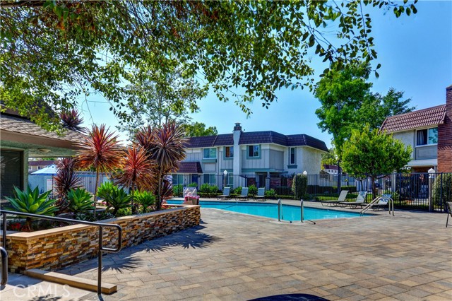 11263 Knott Avenue, Cypress CA: https://media.crmls.org/medias/e0bcee79-dac9-456d-887d-e589ff20e081.jpg
