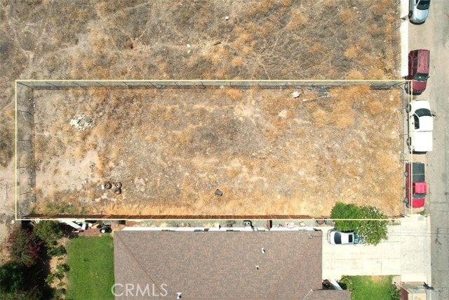 970 South Florez Street, Colton CA: https://media.crmls.org/medias/e0bcef54-32ba-4539-a079-02147bddfe10.jpg