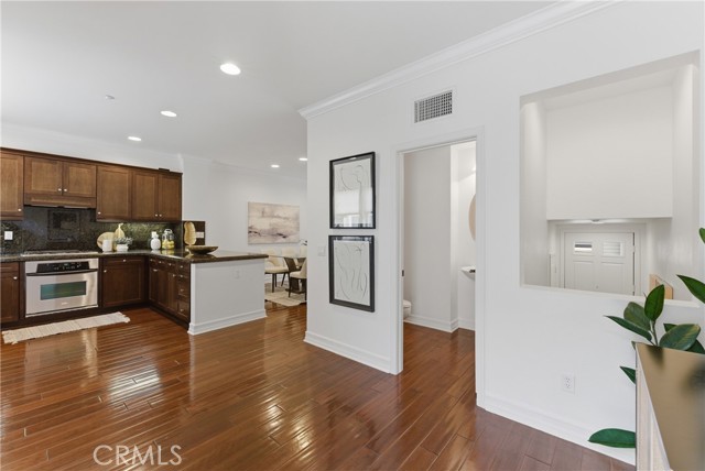 Detail Gallery Image 16 of 58 For 1800 Oak Street #613,  Torrance,  CA 90501 - 3 Beds | 2/1 Baths