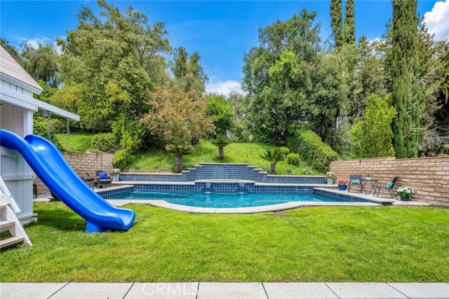 Detail Gallery Image 27 of 37 For 24441 Indian Hill Ln, West Hills,  CA 91307 - 3 Beds | 3 Baths