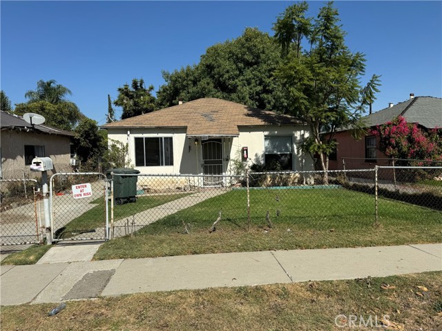 Detail Gallery Image 1 of 1 For 1159 Fiat St, Torrance,  CA 90502 - 3 Beds | 2 Baths