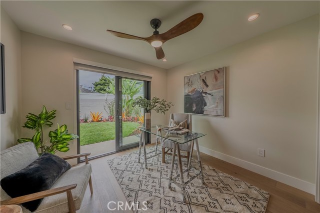 9141 Aloha Drive, Huntington Beach CA: https://media.crmls.org/medias/e0bf7e3a-0c4b-48df-b817-abe48011b46e.jpg
