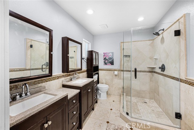 5345 Kenwood Avenue, Buena Park CA: https://media.crmls.org/medias/e0c27040-fb84-4e6c-8534-fbc63e26a0ab.jpg