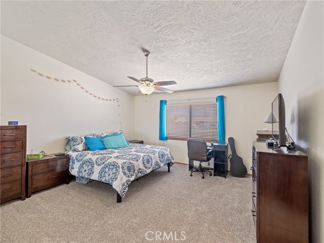Detail Gallery Image 17 of 30 For 11759 Mohawk Rd, Apple Valley,  CA 92308 - 3 Beds | 2 Baths