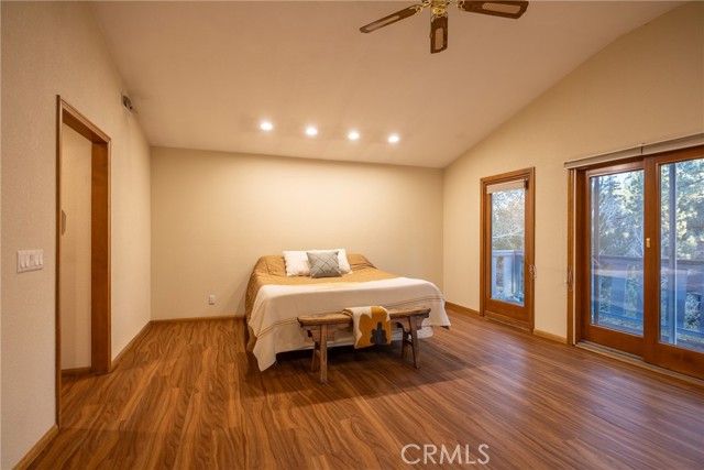 Detail Gallery Image 26 of 37 For 849 Waldstrasse Way, Big Bear Lake,  CA 92315 - 4 Beds | 3/1 Baths