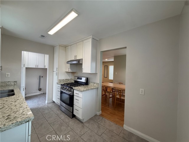 18003 S Denker Avenue, Gardena CA: https://media.crmls.org/medias/e0c2933d-12d4-48cc-bb8f-42fb7ae63f85.jpg