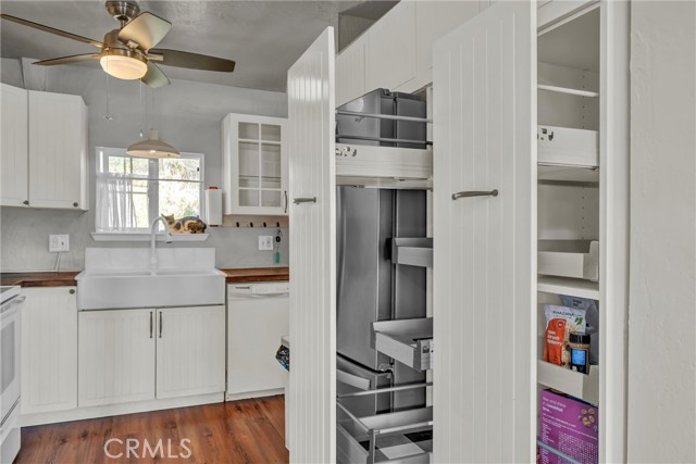 Detail Gallery Image 5 of 30 For 11668 Lakeview, Clearlake Oaks,  CA 95423 - 3 Beds | 2 Baths