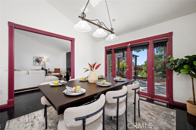 Detail Gallery Image 12 of 44 For 757 Horseshoe Cir, Vista,  CA 92081 - 3 Beds | 2 Baths