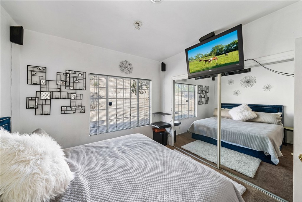 MLS #IV25161749 image #15