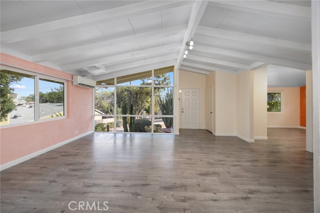 181 E Alegria Avenue, Sierra Madre CA: https://media.crmls.org/medias/e0c426a6-1351-4fc8-b095-59345df5df23.jpg