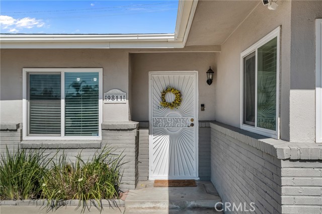 Detail Gallery Image 3 of 43 For 9811 Kempster Ave, Fontana,  CA 92335 - 3 Beds | 2 Baths