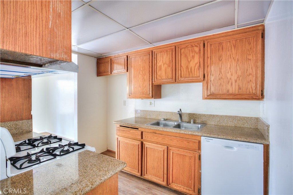 MLS #WS25276724 image #11