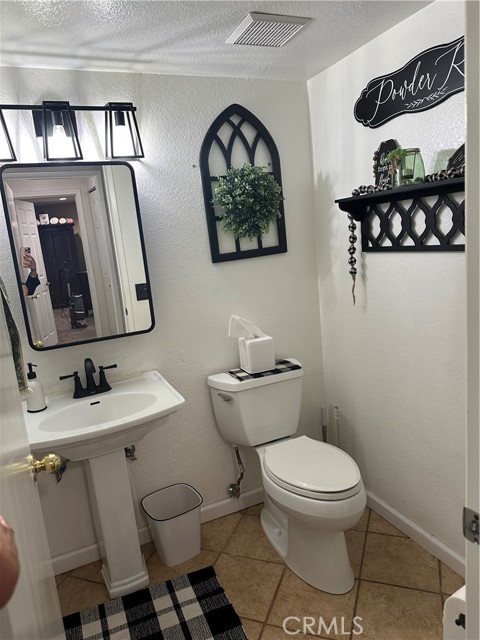 Detail Gallery Image 20 of 41 For 2311 Volya Ct, Colton,  CA 92324 - 4 Beds | 3/1 Baths