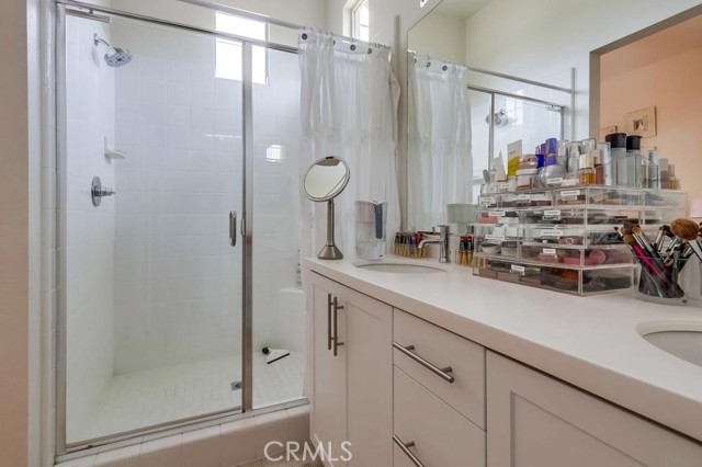 97 Adelfa Street, Rancho Mission Viejo CA: https://media.crmls.org/medias/e0c79821-6389-4f34-ae12-934a18dc96ff.jpg