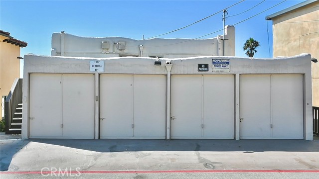 Detail Gallery Image 6 of 11 For 1912 Hermosa Ave, Hermosa Beach,  CA 90254 - – Beds | – Baths