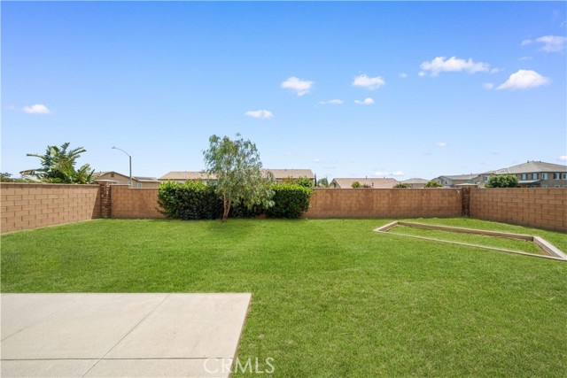 Detail Gallery Image 17 of 42 For 11836 Crossbill Way, Jurupa Valley,  CA 91752 - 5 Beds | 3 Baths