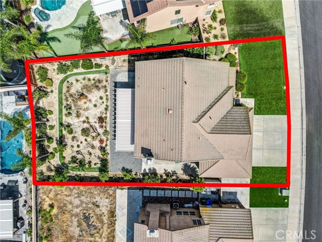 Detail Gallery Image 4 of 45 For 6981 Rivertrails Dr, Corona,  CA 91752 - 5 Beds | 3 Baths