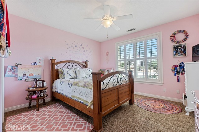 Detail Gallery Image 32 of 73 For 14260 Chinook Rd, Apple Valley,  CA 92307 - 5 Beds | 5/3 Baths