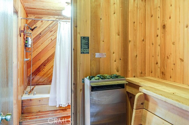 Image 20 of 43 For 2216 St Bernard