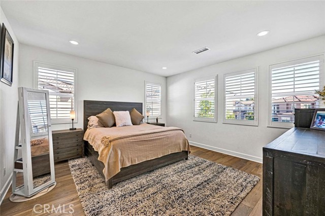 Detail Gallery Image 31 of 59 For 1270 E Providence Loop, Placentia,  CA 92870 - 4 Beds | 4/1 Baths