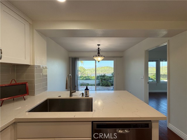 Detail Gallery Image 14 of 67 For 9 La Quinta, Irvine,  CA 92612 - 3 Beds | 2/1 Baths