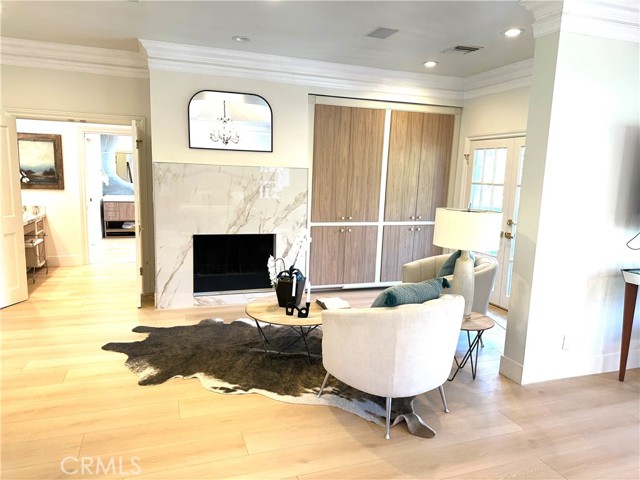 Detail Gallery Image 28 of 68 For 20315 Howard Ct, Woodland Hills,  CA 91364 - 6 Beds | 6/1 Baths