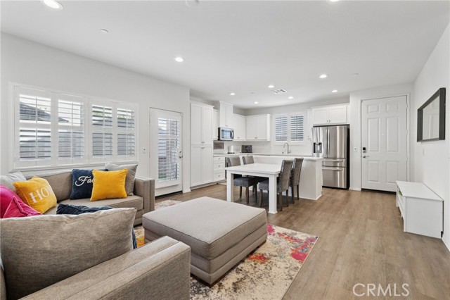 5422 Luna Way, Bonsall CA: https://media.crmls.org/medias/e0ca7ca0-a0a9-4ed0-9ac3-7e079da1892f.jpg