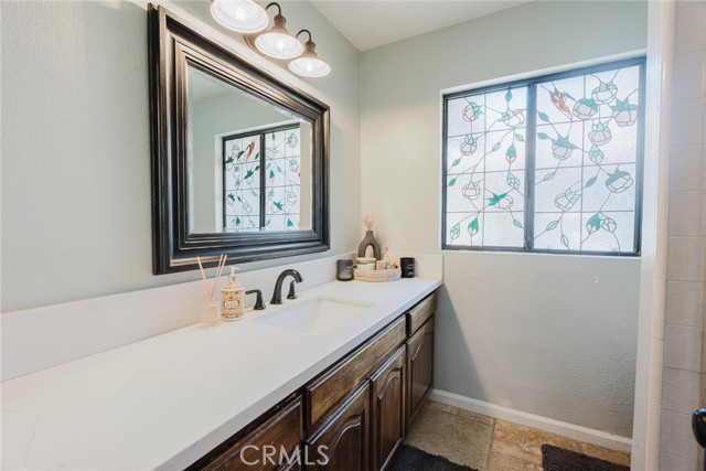 Detail Gallery Image 36 of 42 For 21356 Placerita Canyon Rd, Newhall,  CA 91321 - 5 Beds | 3 Baths