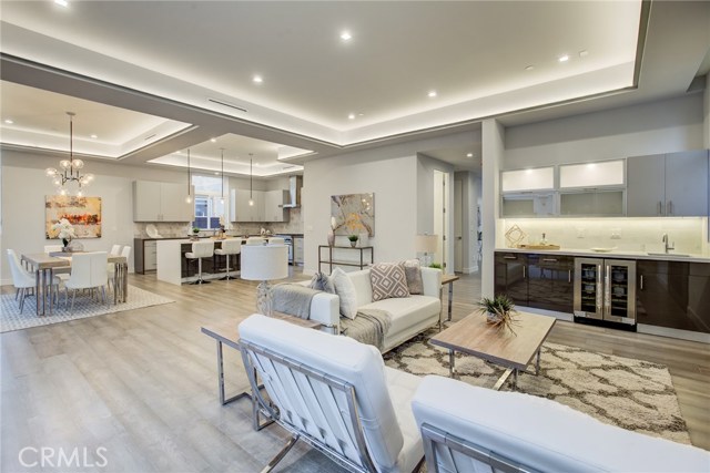 206 Juanita Avenue, Redondo Beach, California 90277, 4 Bedrooms Bedrooms, ,3 BathroomsBathrooms,Residential,Sold,Juanita,PV20030908