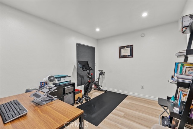 10331 Lindley Avenue, Porter Ranch CA: https://media.crmls.org/medias/e0cc688e-2c8f-4f57-bd28-3c62b9084853.jpg