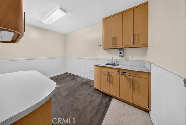  Commercial for Sale in Burbank, California