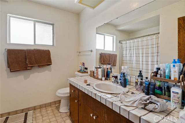 Detail Gallery Image 12 of 40 For 4133 E Mendez St, Long Beach,  CA 90815 - – Beds | – Baths