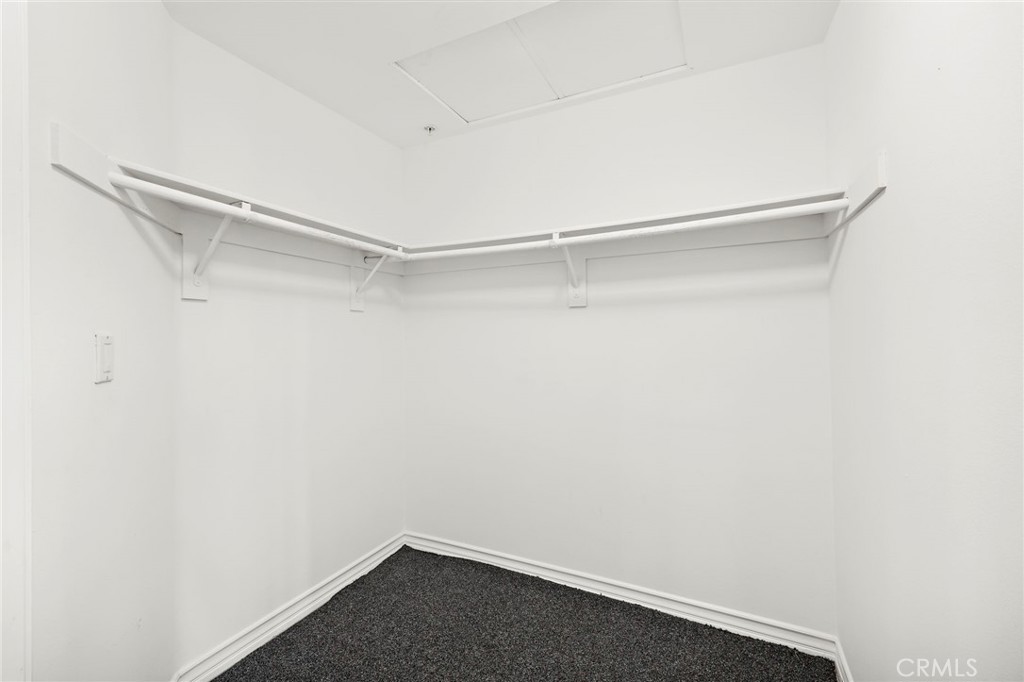 https://media.crmls.org/medias/e0cdcda9-b582-4bf9-b9a6-1506aee65245.jpg?preset=X-Large